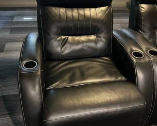 SOUTHERN MOTION Powered Theater Recliners