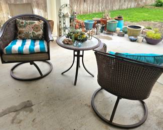 Inviting outdoor seating 