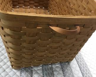 Large basket with lid