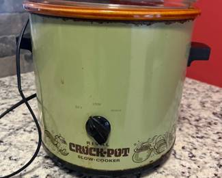 vintage green crockpot slow cooker