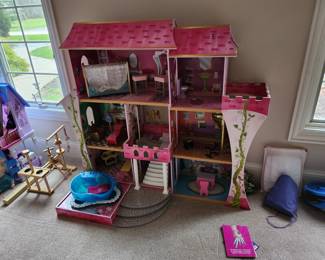 Doll houses