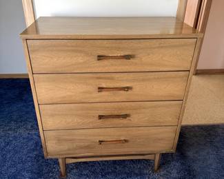 Mid Century Modern dresser, part of a 4 piece matching bedroom set.  