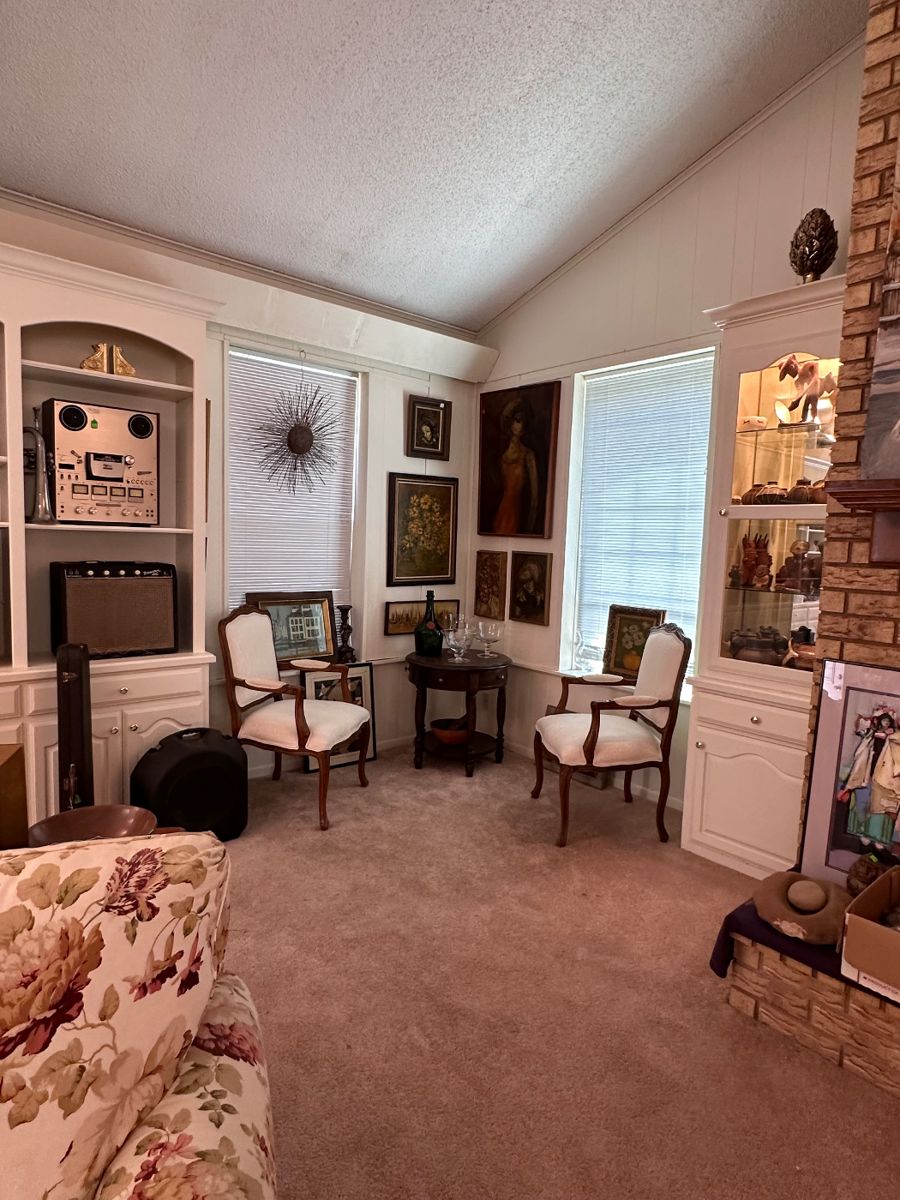 Waco Estate Sale with Art and collectibles... starts on 3/28/2024