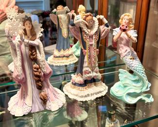 "Lenox" Princesses Figurines