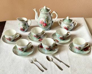 Lusterware Child's Tea Set