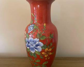 Oriental Objects D'art Vase
