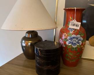 Oriental Objects D’Art Vase, Vtg. Brass Urn Lamp