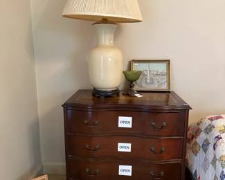 Vintage Side Table, MCM Table Lamp