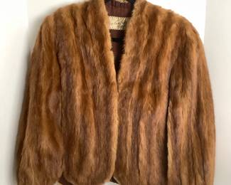 HAYE222 Victor Nelson Fur Wrap