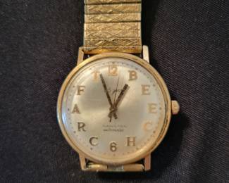 Beechcraft gold watch