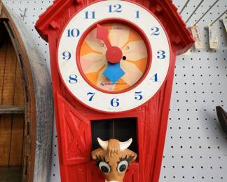 Vintage Wee Winkie Westclox Clock (Cow in a barn clock)