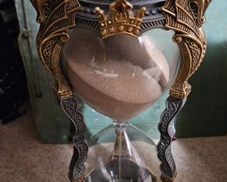 Merlin Hourglass