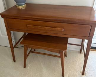 Adorable desk and bench, vintage, maple?
