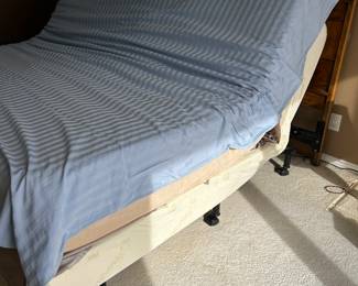 King size Tempur-pedic full motion adjustable base with head and foot massage