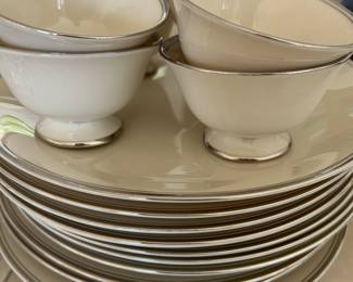 Flintridge china set