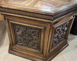 Vintage hexagon shape end table