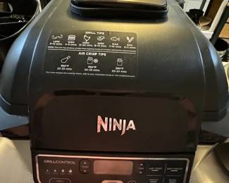 Ninja Cooker, all paperwork and attachments