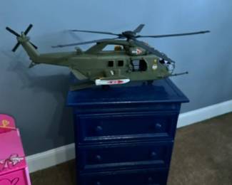 Over-sized Heloicopter, blue small drawer table