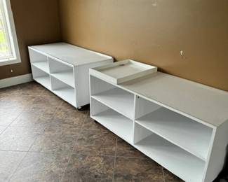 White Display cabinets on wheels