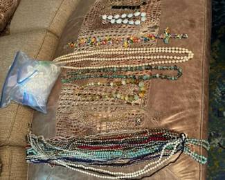 Long fahion beads