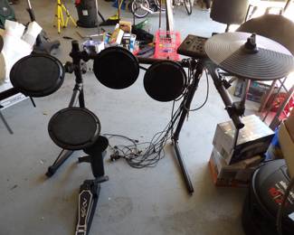 Simmons SD5R Electric Drum Kit