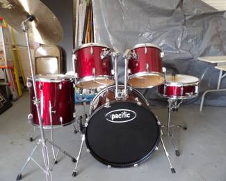 Pacific Drum Set