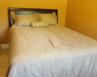 Queen Bed