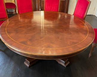 Alfonso Marina 70" Round Dining Table with large leaf and pads