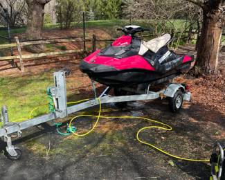 2015 Sea -Doo   Spark Jet Ski - very low hours with trailer