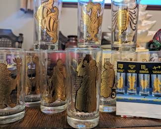 Full set of 1970s horoscope glasses with box and insert 