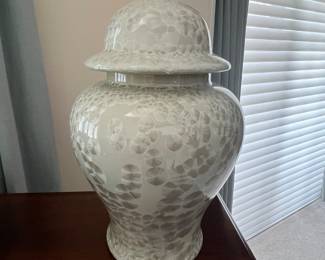 Temple Jar Vase Colors May Vary Variable Shell Crystal Handmade Han