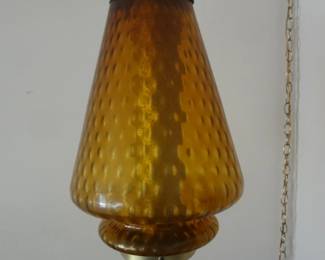 VINTAGE AMBER GLASS SWAG LAMP