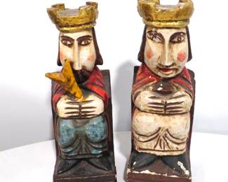 pair of Spanish Ferdinand and Isabella figures