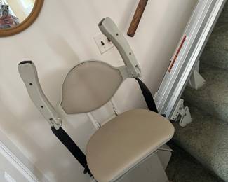 Stair lift in good condition, works great!