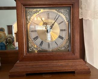 Strausbourg Manor Mantle Clock 