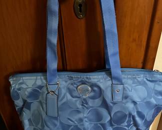 COACH GETAWAY SIGNATURE NYLON PACKABLE WEEKENDER BAG