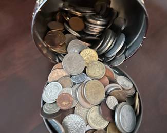 Foreign coins unsorted