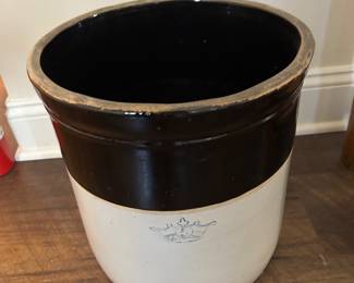Robinson Ransbottom 5 Gallon Two-Toned Stoneware Crock