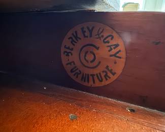 Berkey & Gay 1 Drawer Desk (34"W x 19"D x 31"H)