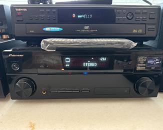 Toshiba SD-2715 / 5 Disc Carousel Changer DVD Video Player & Pioneer VSX-1020 / Audio & Video Multi-Channel Receiver