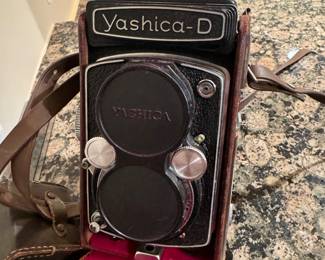 Yashica-D Film Camera
