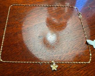 14K Gold Necklace with Star Pendant (2)