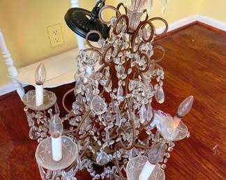 This is a beautiful vintage hanging chandelier. 