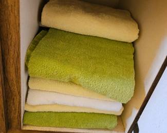 Bath towels $3 each 