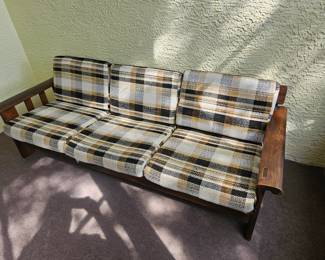 This blast from the past is left over from our sale and compass point which is off of hollywood boulevard, And fell road
$100.00 I think every family had one of these in the seventies
Ask for Laura 18585316831