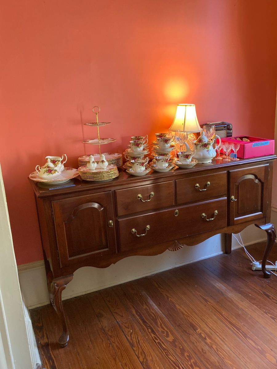 HISTORIC GRAYSON HOUSE ESTATE SALE in Savannah, GA starts on 4/5/2024