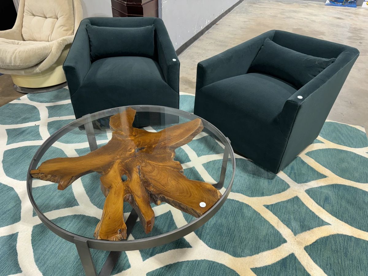 Crushed Velvet Swivel Chairs and IE Series Kullen Coffee Table Orlando Auction