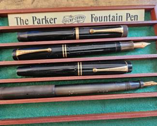 Vtg. Parker Black Permanite Lucky Curve Duofold Jr. Button Filler Fountain Pens & Vtg. Parker Black Lucky Curve Lady Duofold Fountain Pen