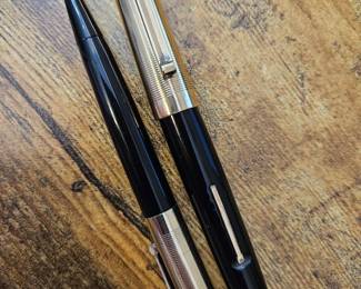 Vtg. Wahl Eversharp Jet Black 6?4 Set 14k YGF Ribbed Cap Mechanical Pencil and Lever Fill Fountain Pen 