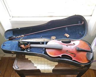 Copy Antonius Stradivarius Cremonensis Faciebat Anno 17 Made in USA First Violin National Institute!